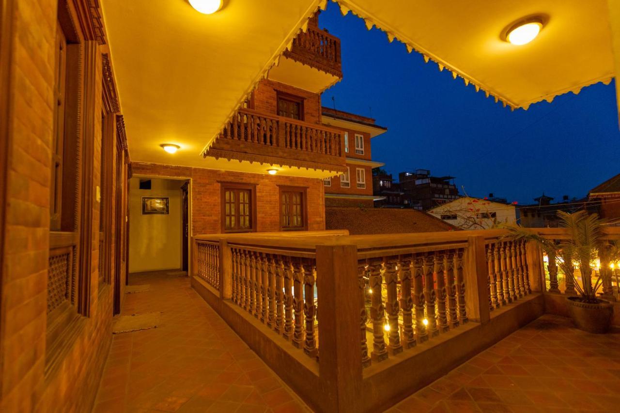 Vajra Boutique Hotel Bhatgoan Exterior photo